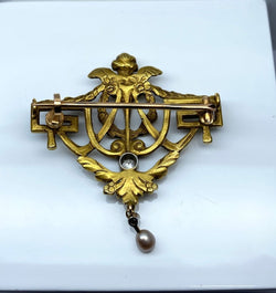 Broche en or jaune 18 carats, ange, émail, diamants et perle. - Castafiore