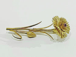 Broche en or jaune et saphir rose - Castafiore