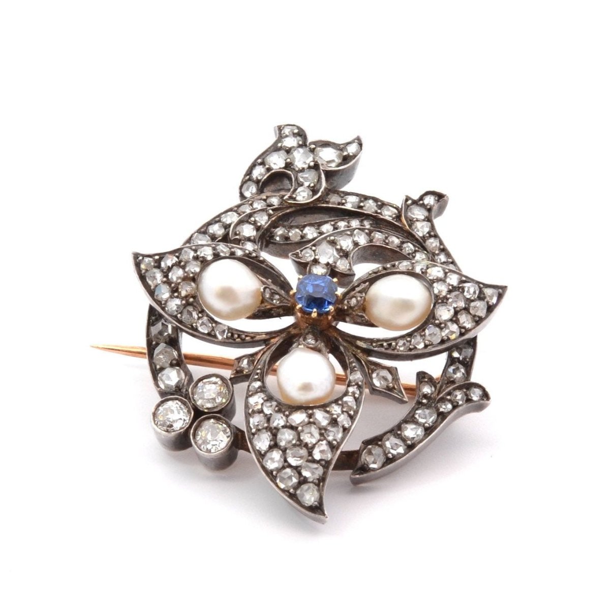 Broche en perles fines, saphir et diamants - Castafiore