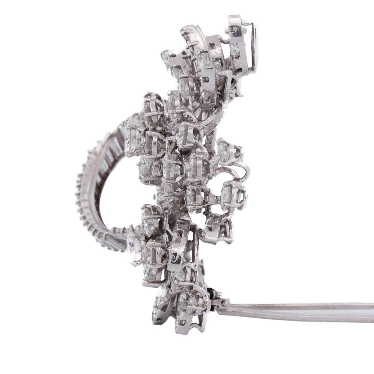 Broche en platine et diamants - Castafiore