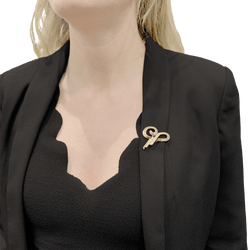 Broche Épingle CARTIER en or jaune - Castafiore