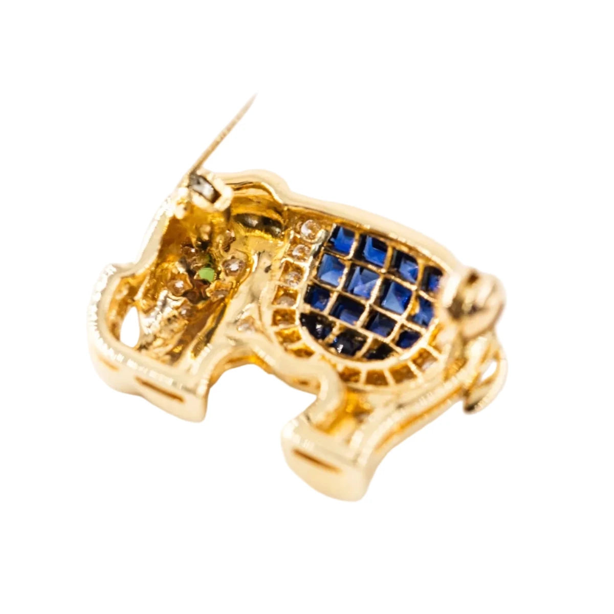 Broche Épingle "Éléphant" en or jaune, saphirs et diamants - Castafiore