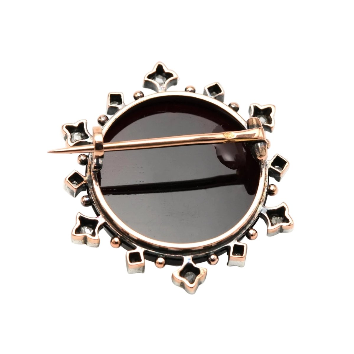 Broche Épingle en or blanc, agate et diamants - Castafiore