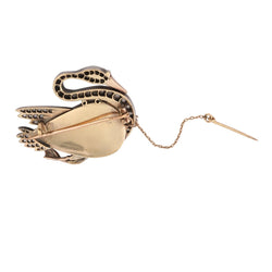 Broche Épingle en or blanc, or jaune, rubis, nacre et diamants - Castafiore