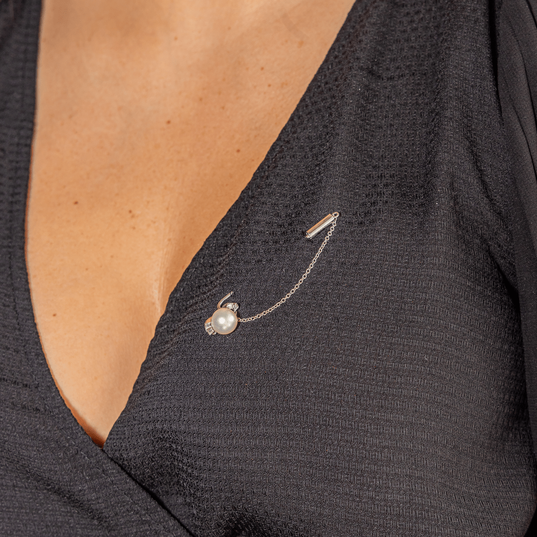 Brooch White gold Pearl pin