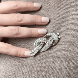 Broche Épingle en or blanc, platine et diamants - Castafiore