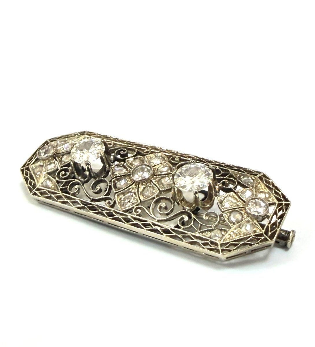 Broche Épingle en or et diamants - Castafiore