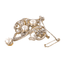Broche Épingle en or jaune, argent, perles et diamants - Castafiore