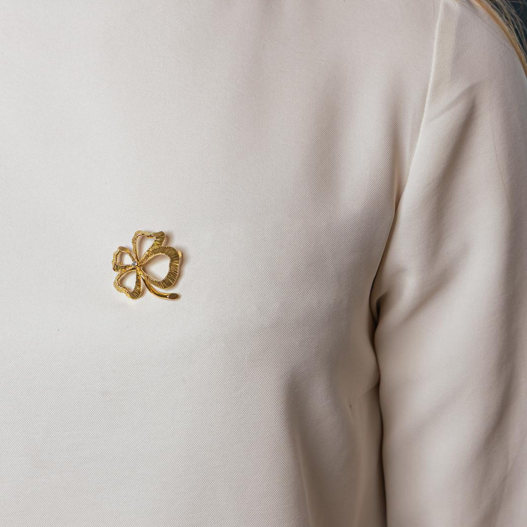 Broche Épingle en or jaune et diamant - Castafiore