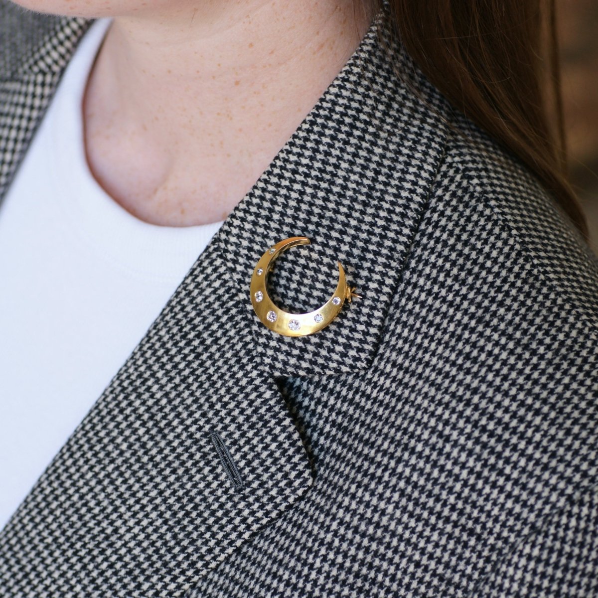Broche Épingle en or jaune et diamants - Castafiore