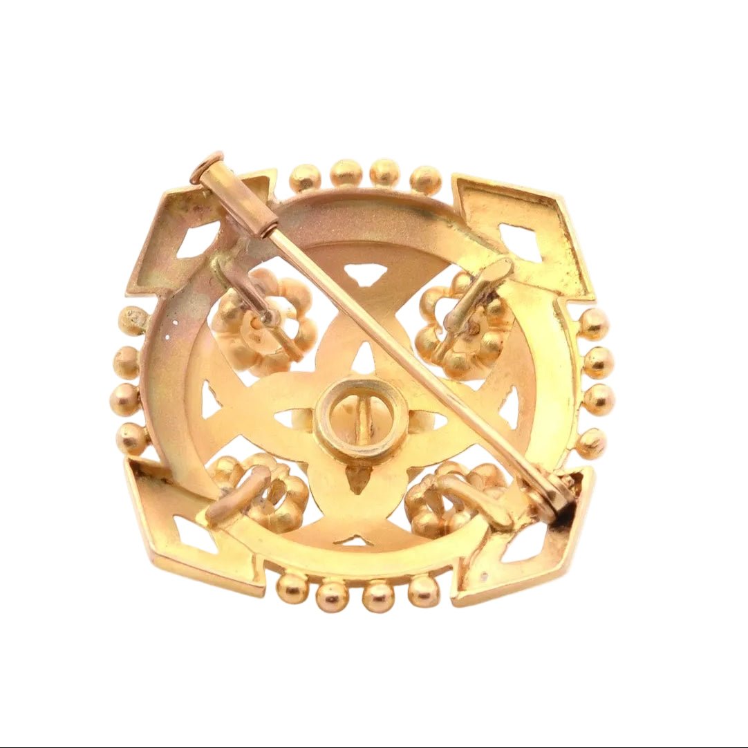 Brooch antique gold and pearls