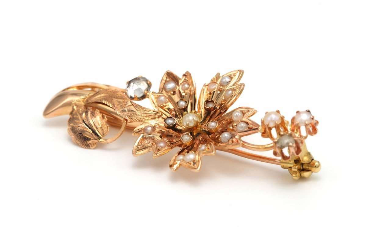 Broche Épingle en or jaune, perles et strass - Castafiore