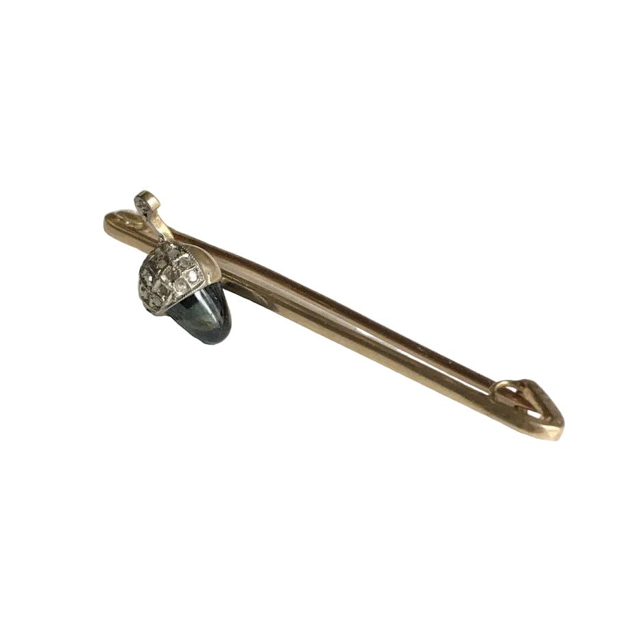 Broche Épingle en or jaune, platine, saphir et diamants - Castafiore