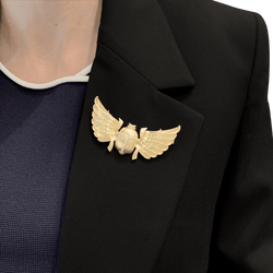 Broche Épingle en or jaune, rubis et diamants - Castafiore
