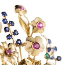 Broche Épingle en or jaune, rubis, saphirs et émeraude - Castafiore