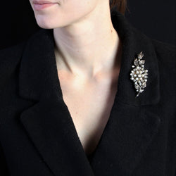 Broche Épingle en or rose, argent, perles et diamants - Castafiore