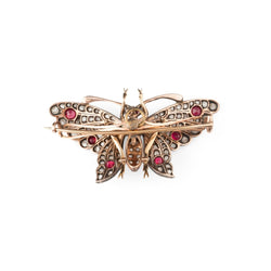 Broche Épingle "Papillon" en or jaune, argent, rubis et diamants - Castafiore
