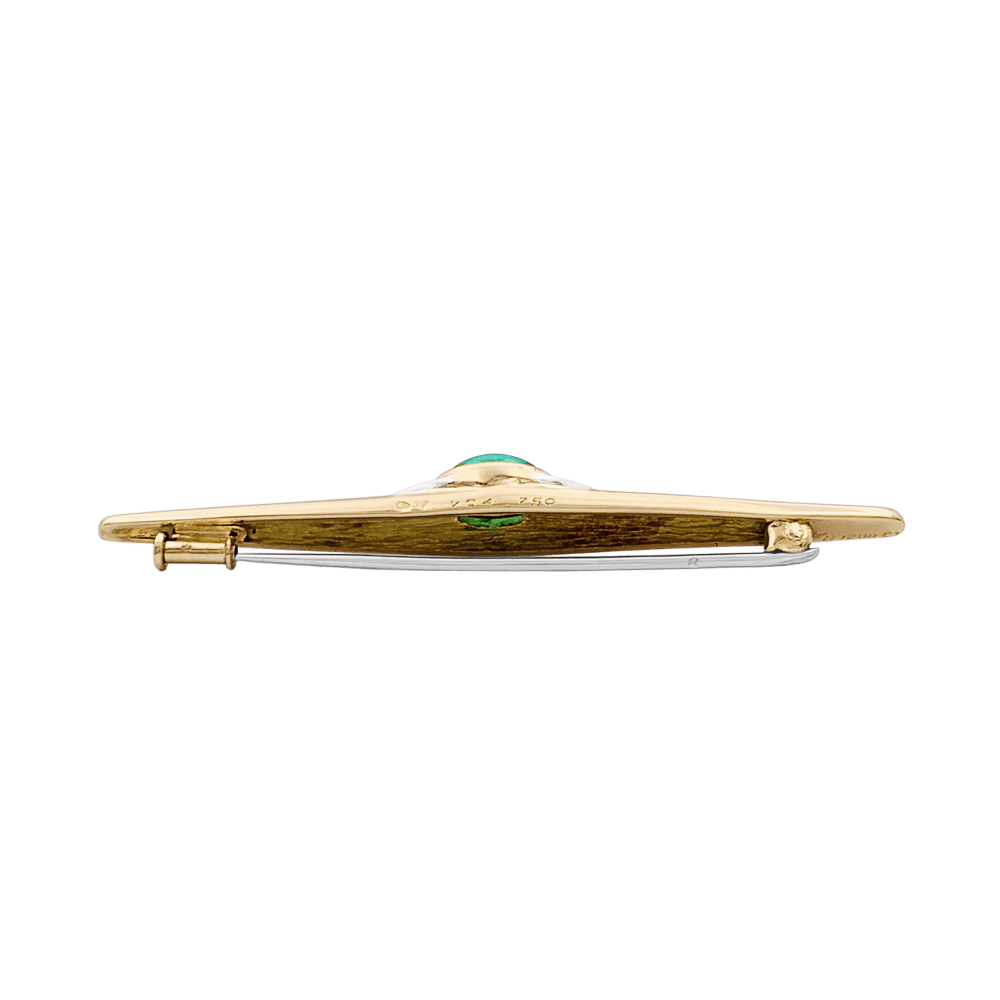 Brooch Van Cleef & Arpels, yellow gold, paltinium, cabochon chrysoprase and diamonds.