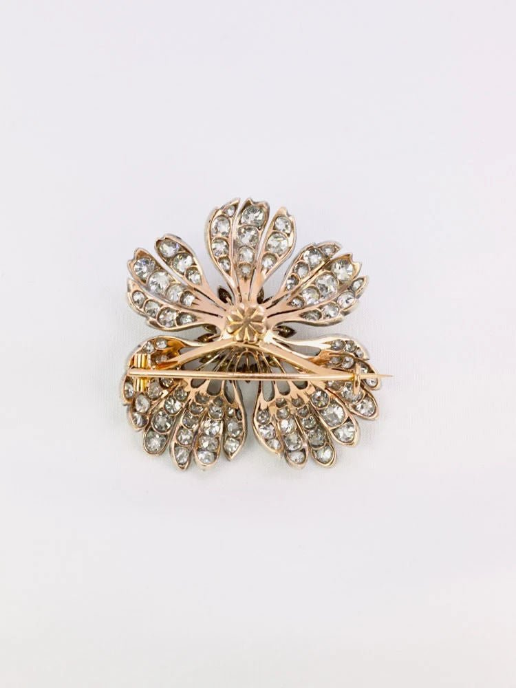 Broche fleur ancienne or argent diamants taille ancienne - Castafiore