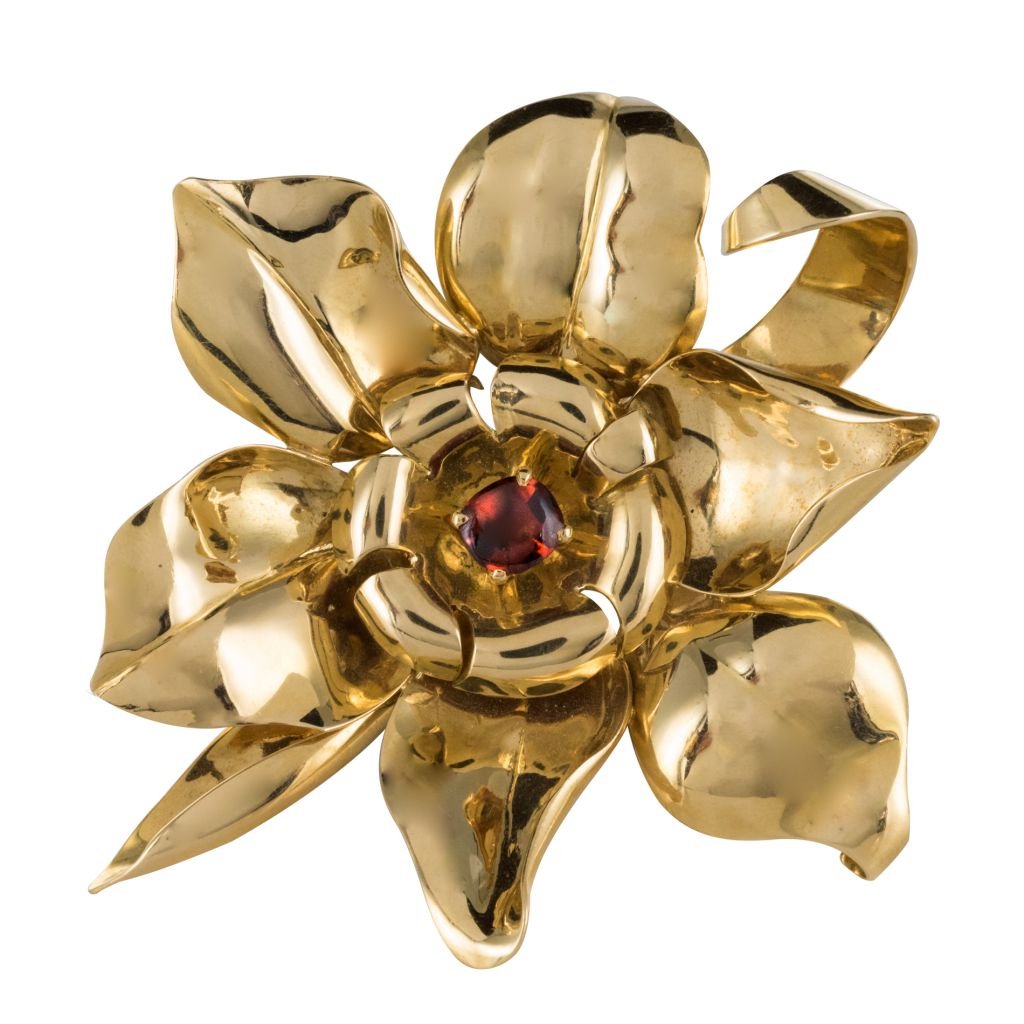 Broche fleur en or et grenat orange cabochon - Castafiore