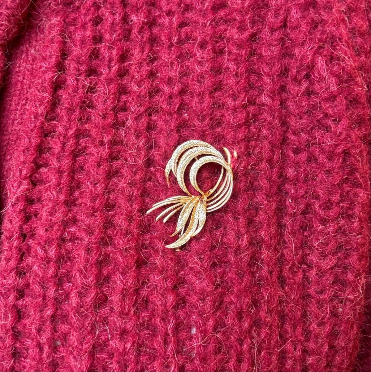 Broche gerbe en or jaune - Castafiore