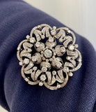 Broche italienne en or avec 5,50 carats de diamants de succession - Castafiore