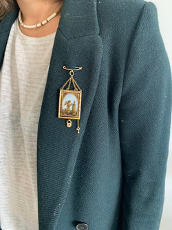 Broche Médaillon Or Rose Et Verre églomisé - Castafiore