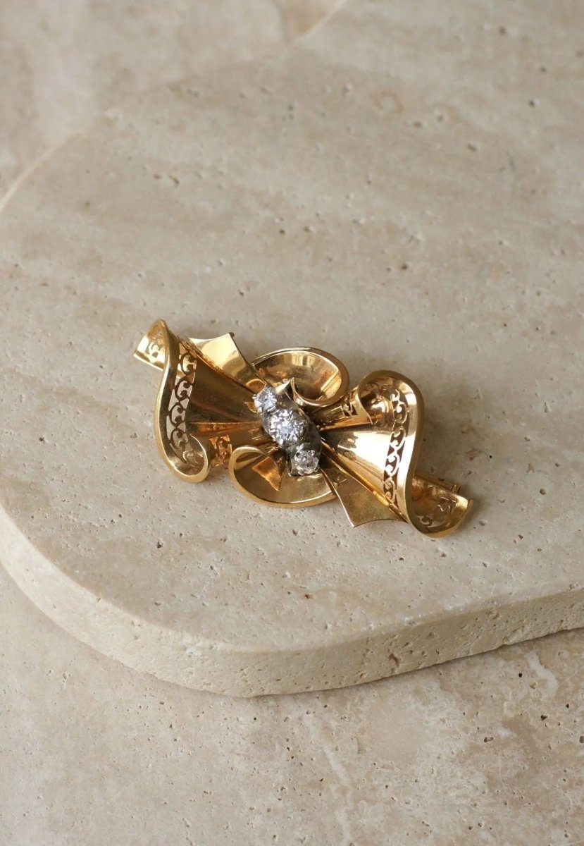 Broche Noeud Années 50 Diamants Or Rose - Castafiore
