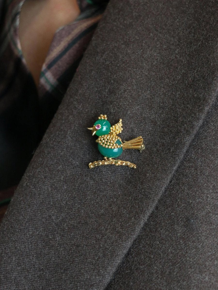 Broche oiseau vintage or jaune chrysoprase rubis - Castafiore