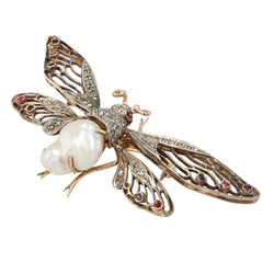 Broche PAPILLON Articulé en or jaune perle baroque diamants saphirs rubis - Castafiore
