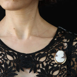 Brooch cameo pendant yellow gold