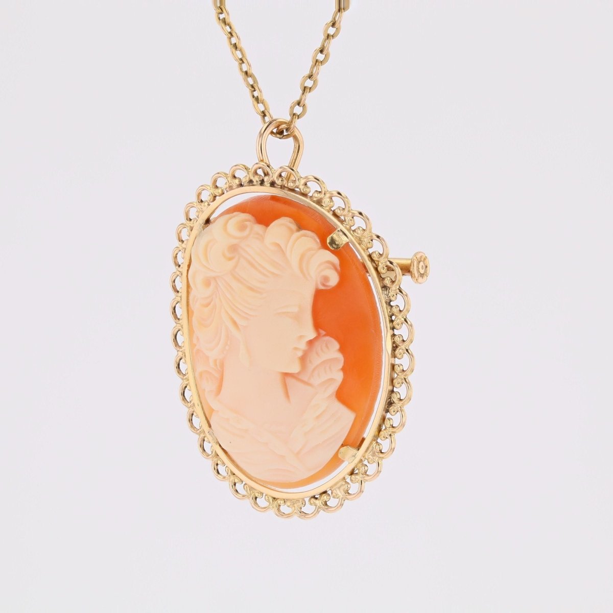 Brooch cameo pendant yellow gold vintage
