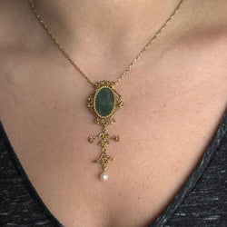 Broche Pendentif en or jaune, perle et jade - Castafiore