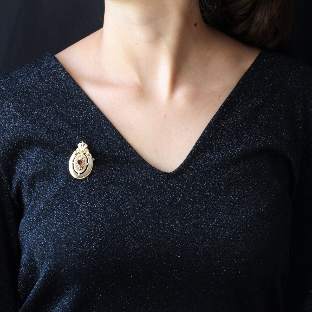 Broche - pendentif GRENAT et perles fines en or jaune - Castafiore