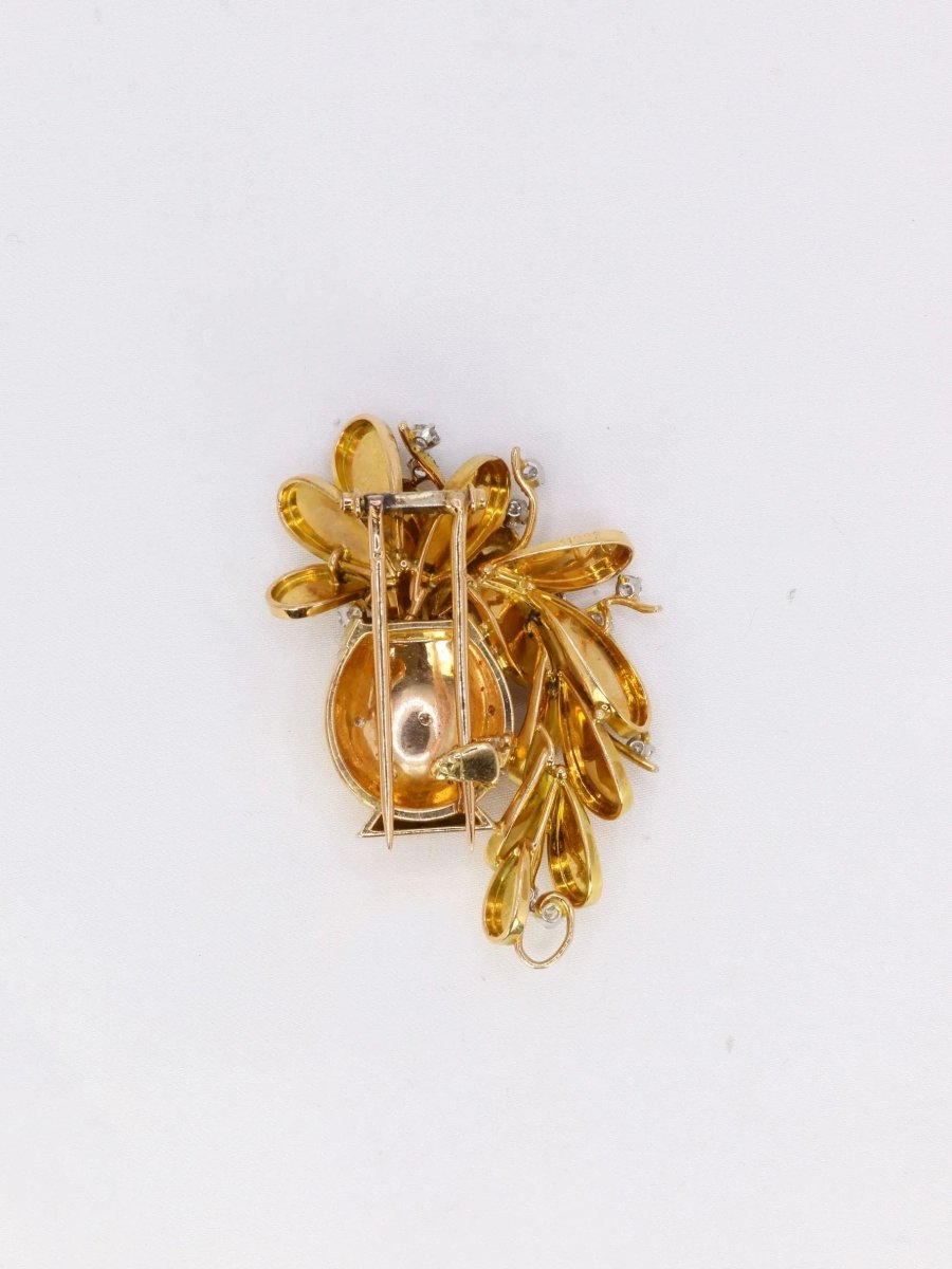 Broche vintage pot de fleurs or jaune platine diamants - Castafiore