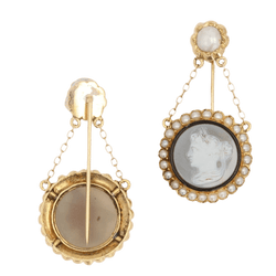 Broches en or jaune, agate et perles - Castafiore