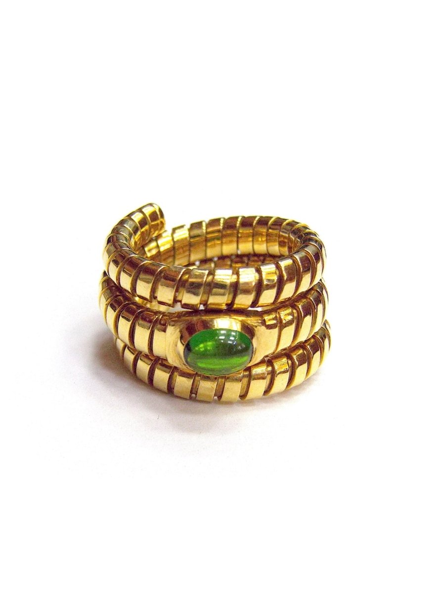 Bulgari Tubogas Serpenti Peridot 18k Yellow Gold 3 - Row Ring - Castafiore
