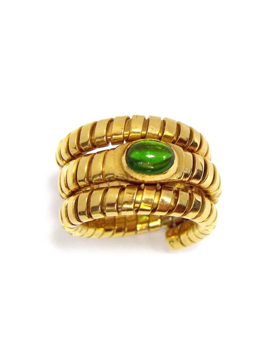 Bulgari Tubogas Serpenti Peridot 18k Yellow Gold 3 - Row Ring - Castafiore
