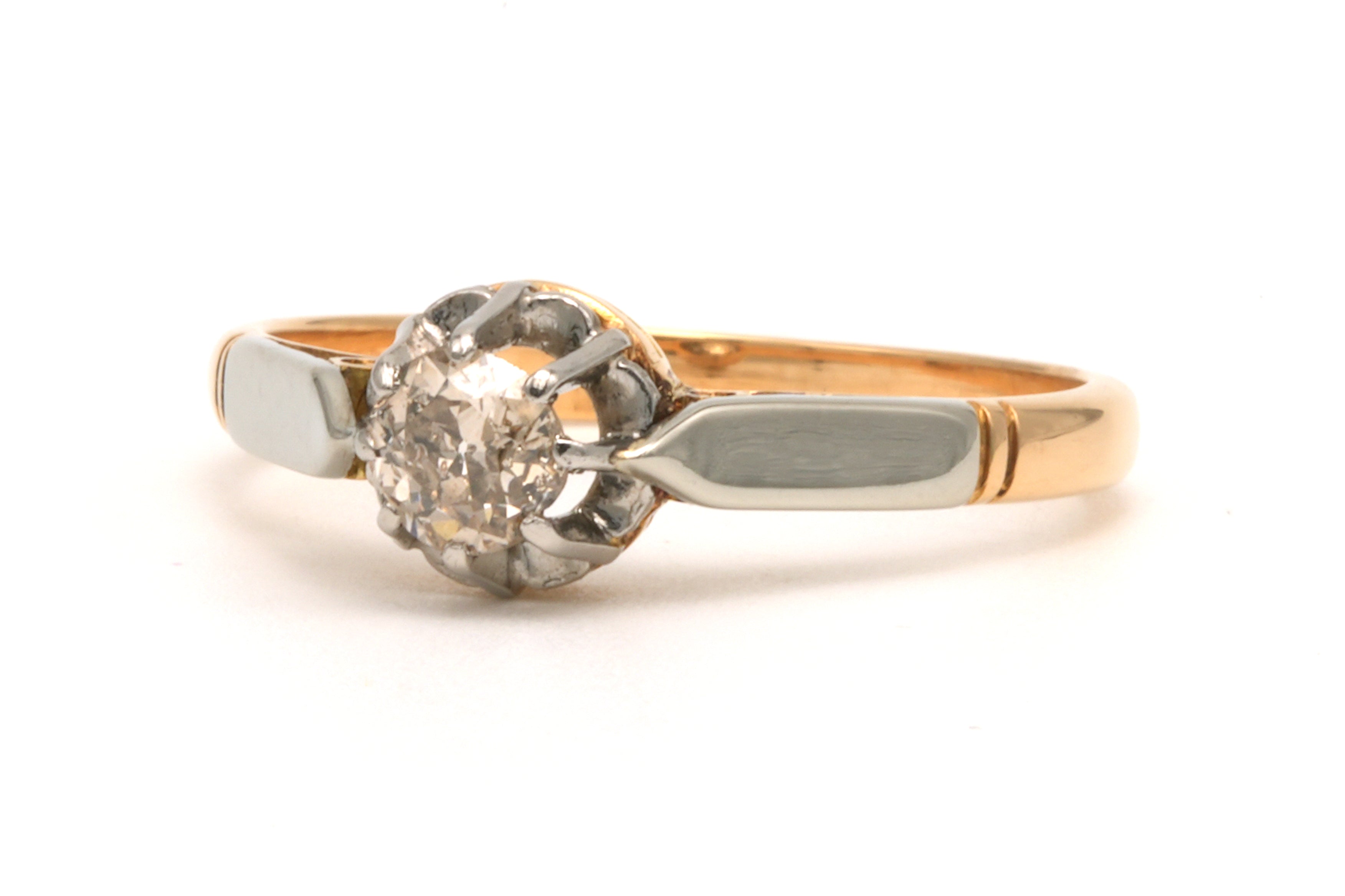 Bague Solitaire en or jaune et diamant