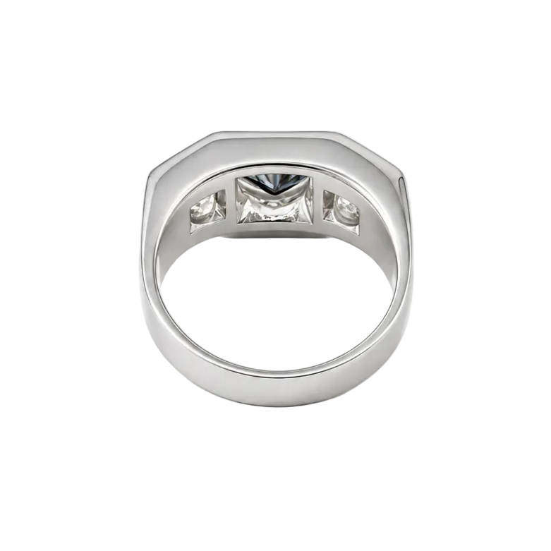 Trilogy Ring in Platinum and Diamonds
