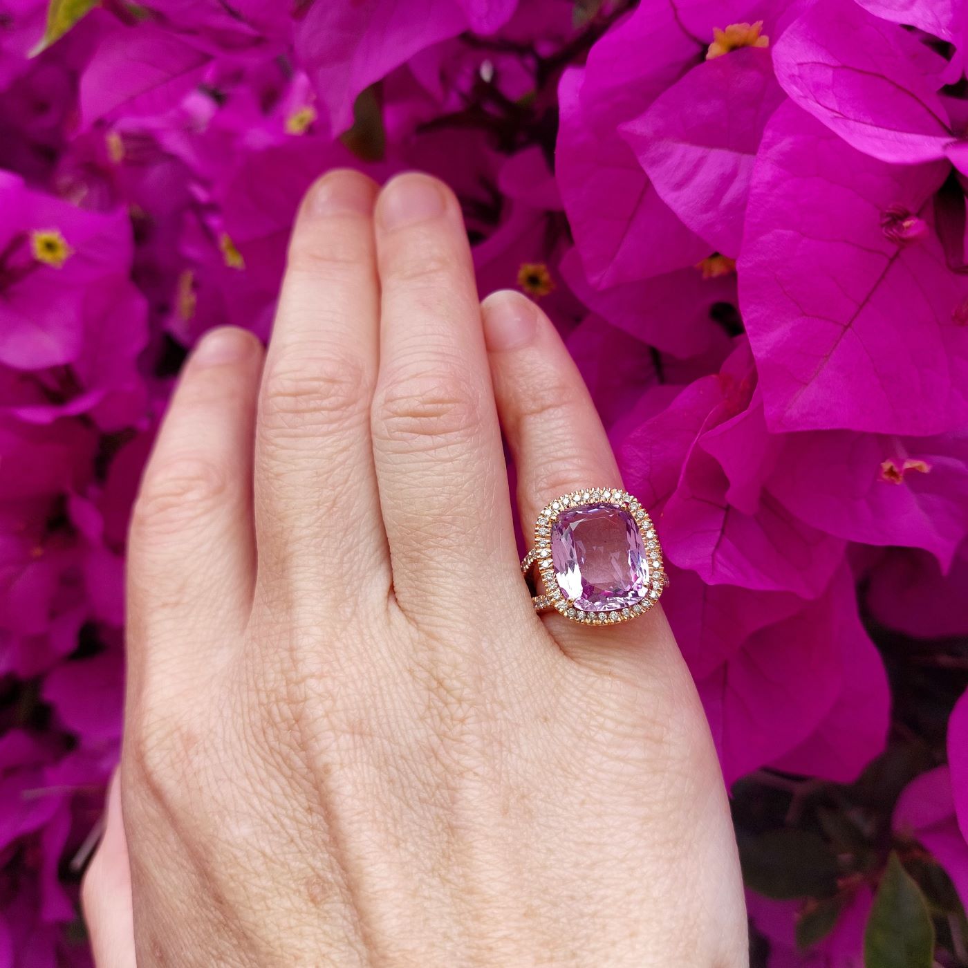 Entourage Ring in Rose gold, Amethyst and Diamonds