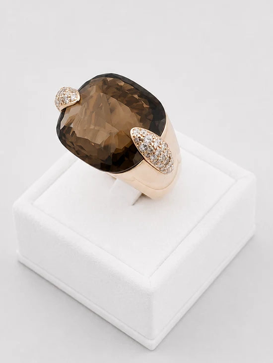 Cocktail Ring in Yellow Gold, Quartz, and Diamonds