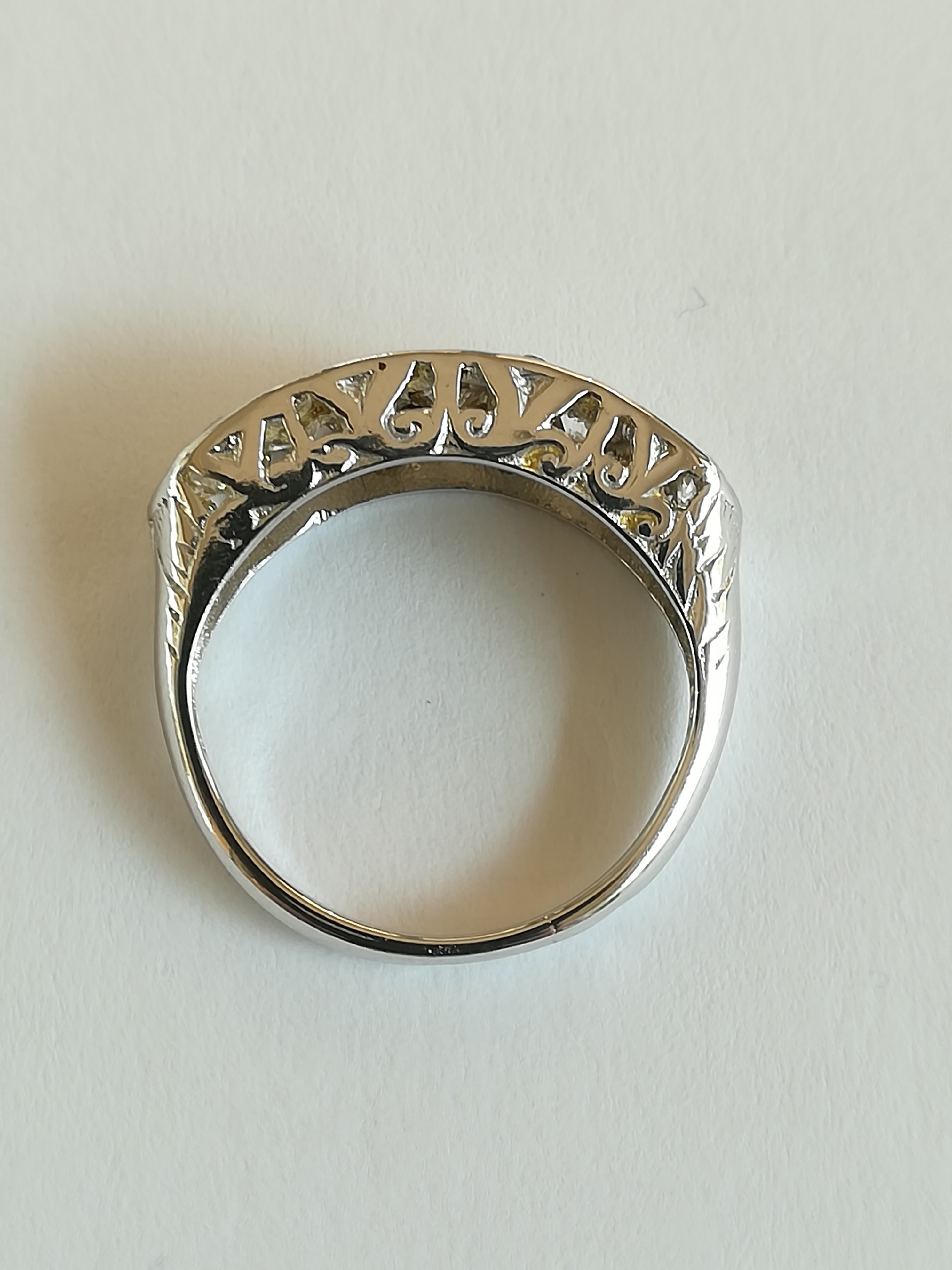 Ring Old Garter in white gold and diamonds