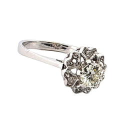 Marguerite Ring in White Gold and Diamonds
