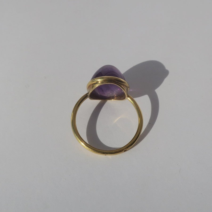 Yellow gold and Amethyst Cocktail Ring