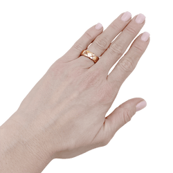 Bague Chanel, "Coco Crush", or rose.