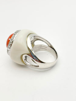 LUCIANO SOMENZI Cocktail Ring in white gold, Agate, Coral, and Diamonds
