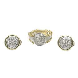 Set in white gold, yellow gold and Diamonds