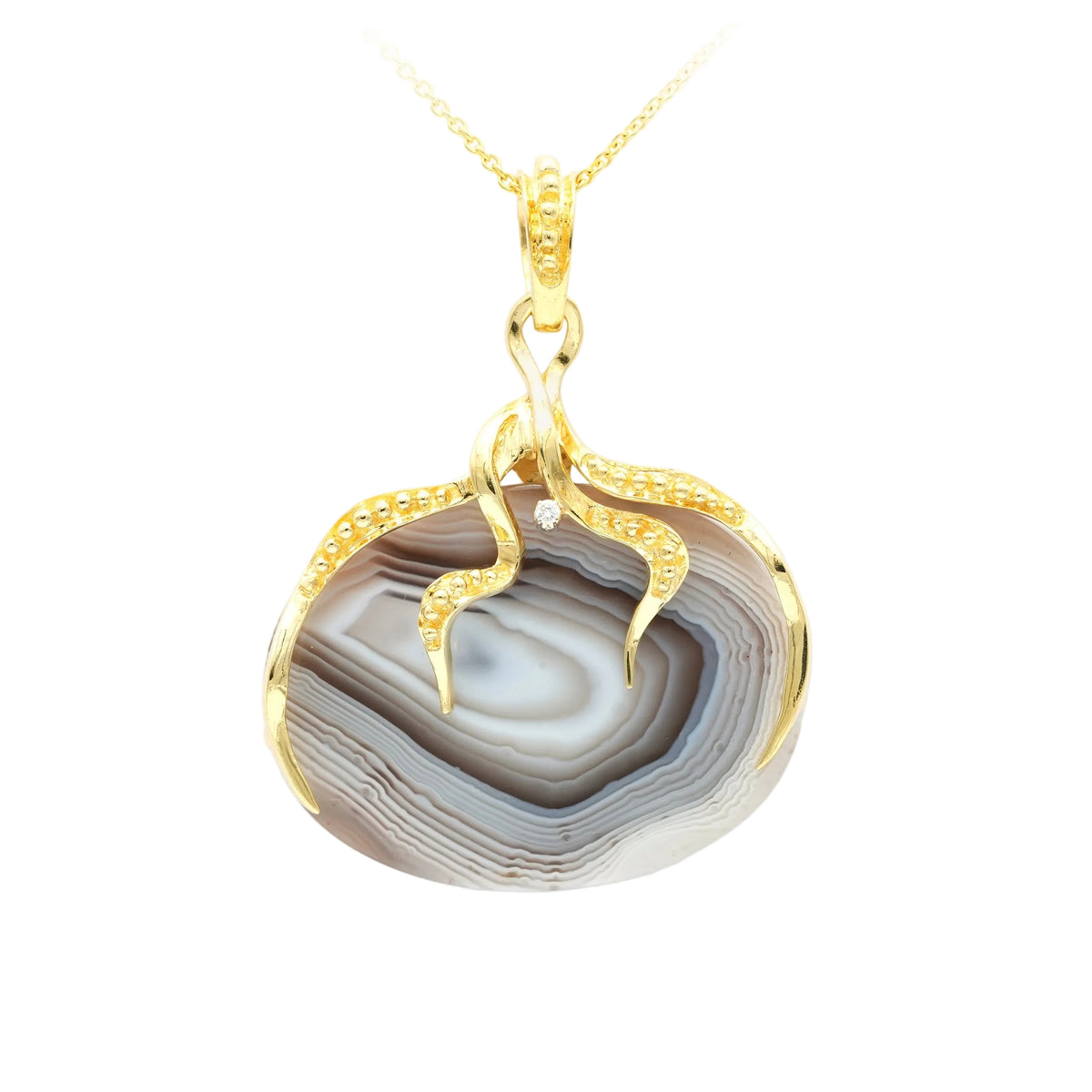 Yellow gold, Agate, and Diamond pendant