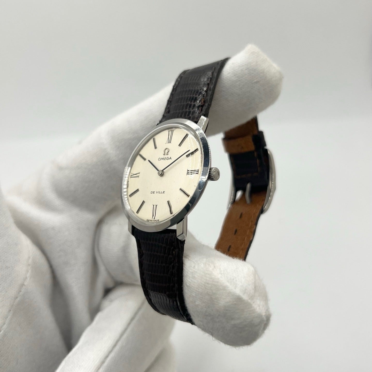 OMEGA "De Ville" Watch in Steel and Leather